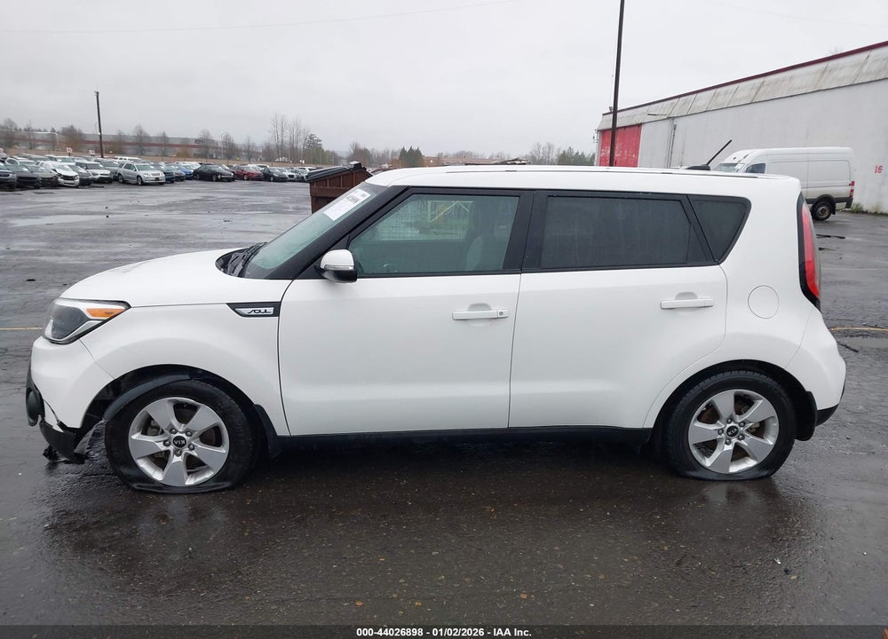 2018 KIA SOUL VIN: KNDJN2A20J7896035