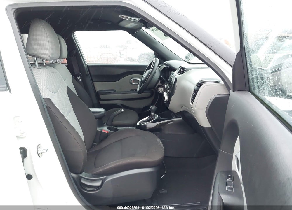 2018 KIA SOUL VIN: KNDJN2A20J7896035
