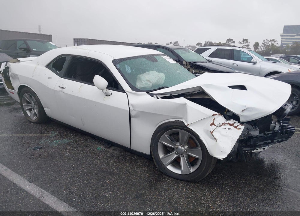 2019 DODGE CHALLENGER SXT VIN: 2C3CDZAG5KH694172