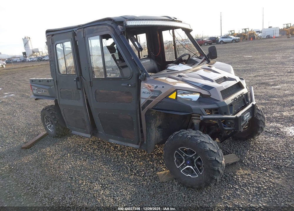 2017 POLARIS RANGER CREW XP 1000 EPS VIN: 3NSRVE991HG842083