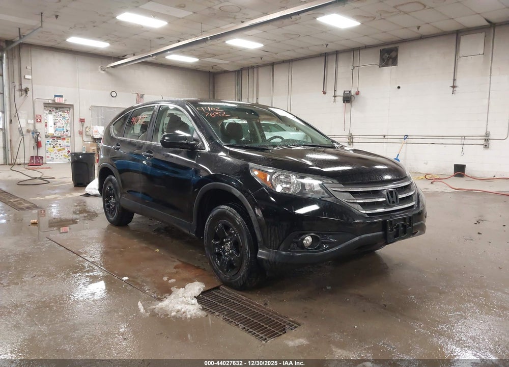 2013 HONDA CR-V LX VIN: 2HKRM4H30DH657701
