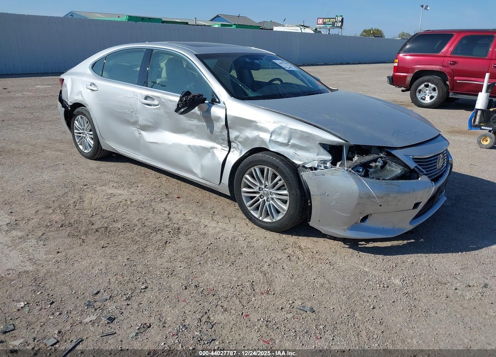 2013 LEXUS ES 350 VIN: JTHBK1GG4D2013922