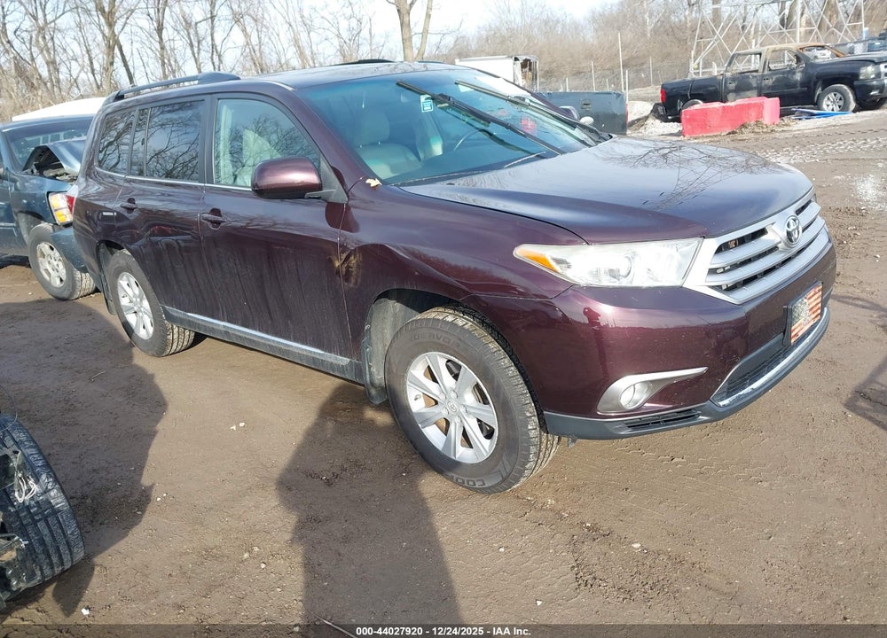 2011 TOYOTA HIGHLANDER SE V6 VIN: 5TDBK3EH4BS063119