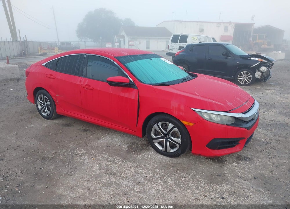 2018 HONDA CIVIC LX VIN: 2HGFC2F52JH607094