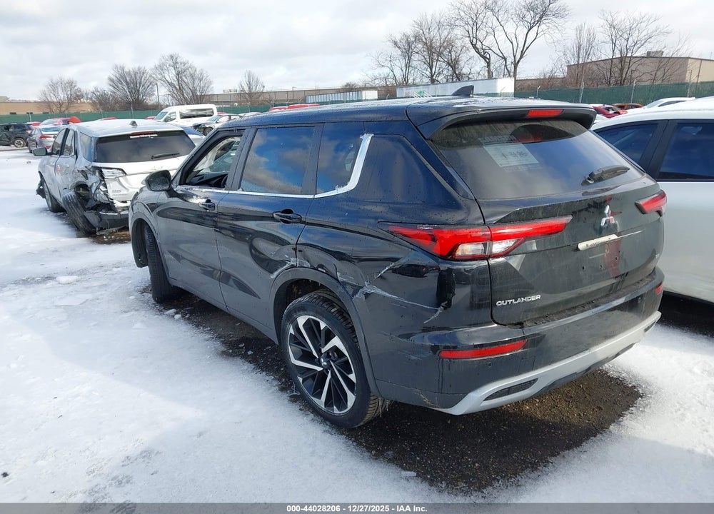 2024 MITSUBISHI OUTLANDER SE 2.5 2WD/SE BLACK EDITION S-AWC/SE BLACK EDITION W/PANO ROOF VIN: JA4J3VA82RZ068249
