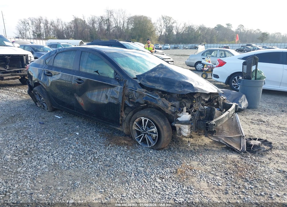 2024 KIA FORTE LXS VIN: 3KPF24AD5RE794902
