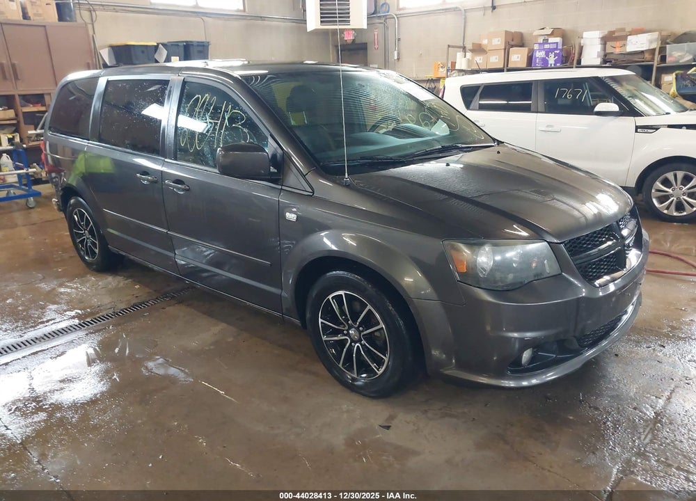 2014 DODGE GRAND CARAVAN SXT 30TH ANNIVERSARY VIN: 2C4RDGCG1ER471925