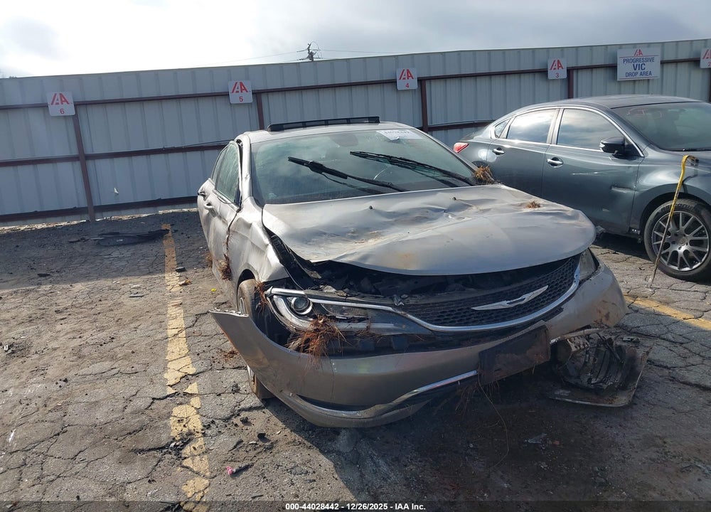 2015 CHRYSLER 200 LIMITED VIN: 1C3CCCAB0FN741755