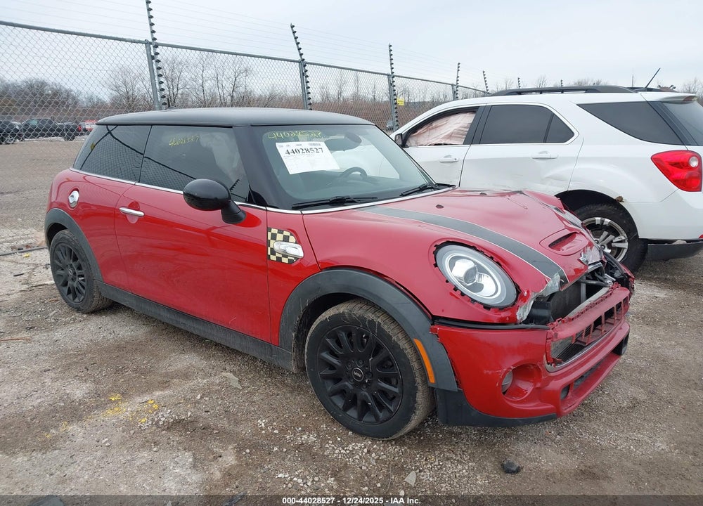 2017 MINI HARDTOP COOPER S VIN: WMWXP7C50H3B94355