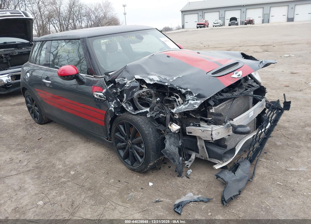 2016 MINI HARDTOP COOPER S VIN: WMWXP7C51G3B92807