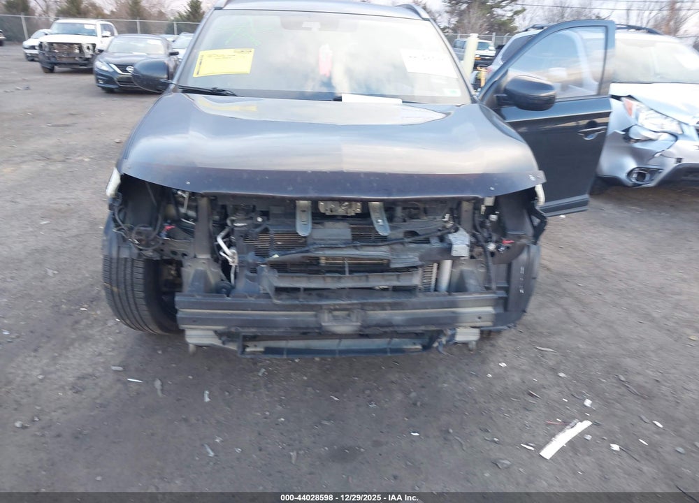 2020 MITSUBISHI OUTLANDER LE 2.4 VIN: JA4AD3A33LZ042627