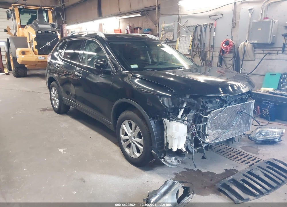 2014 NISSAN ROGUE SV VIN: 5N1AT2MK0EC780585