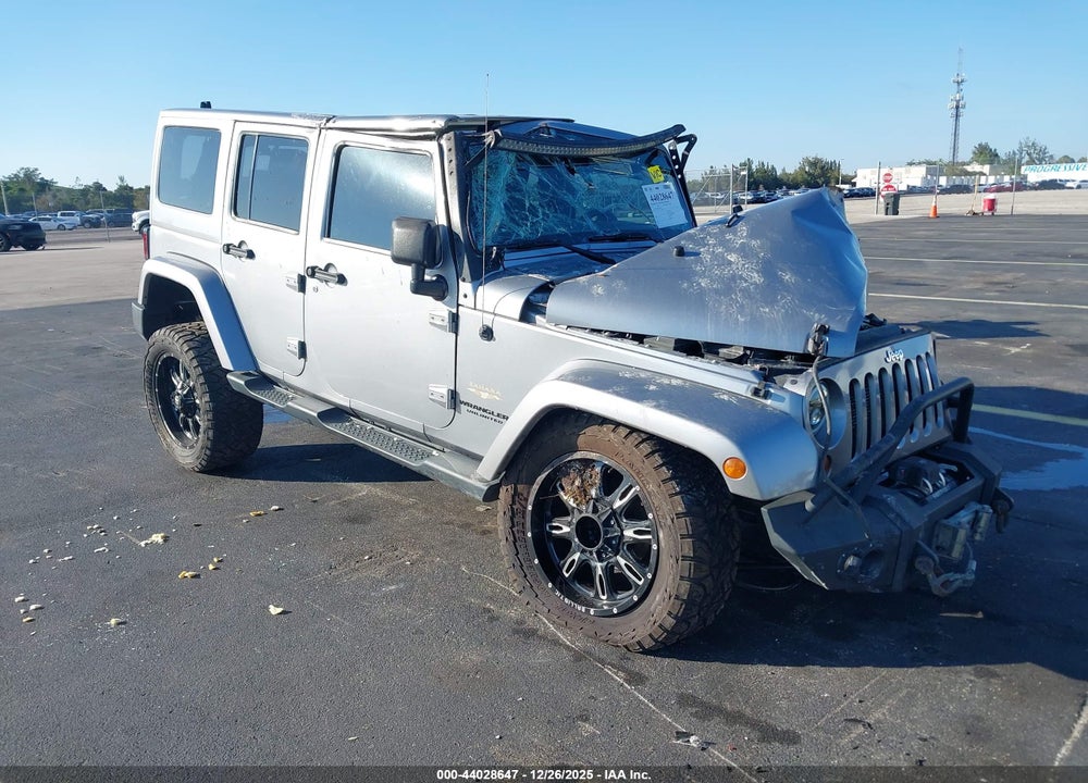 2013 JEEP WRANGLER UNLIMITED SAHARA VIN: 1C4HJWEGXDL655800