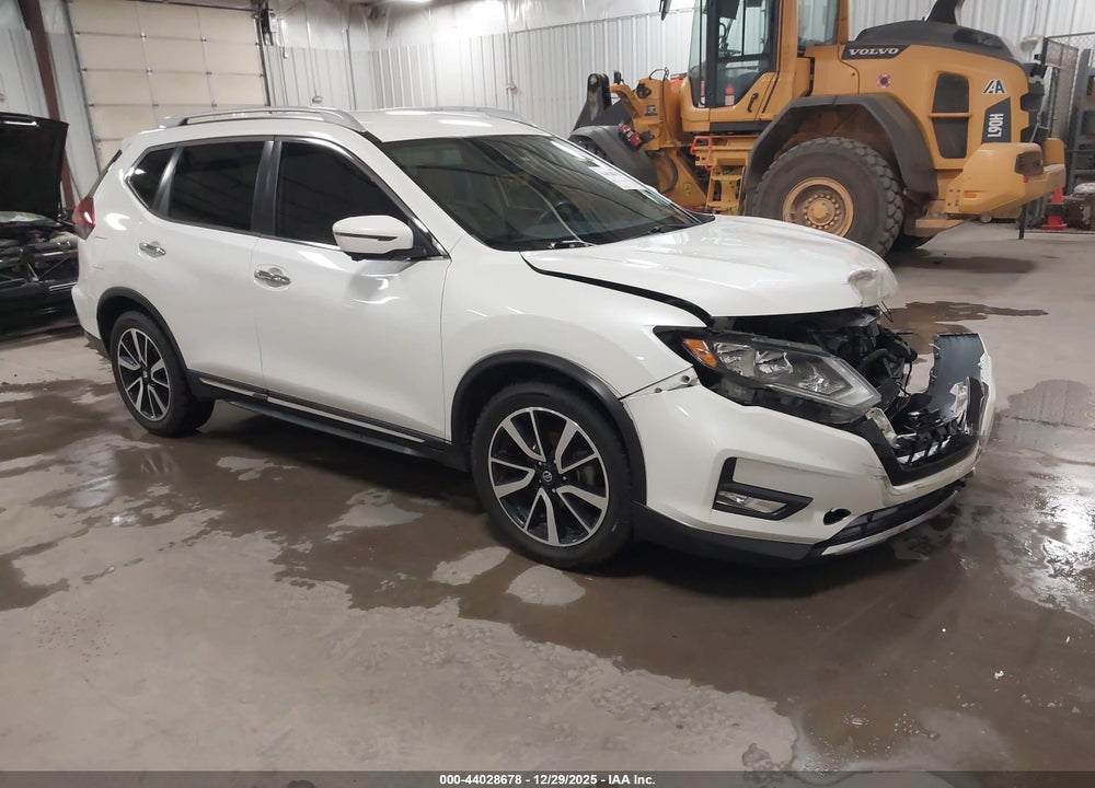 2020 NISSAN ROGUE SL FWD VIN: 5N1AT2MT4LC700095