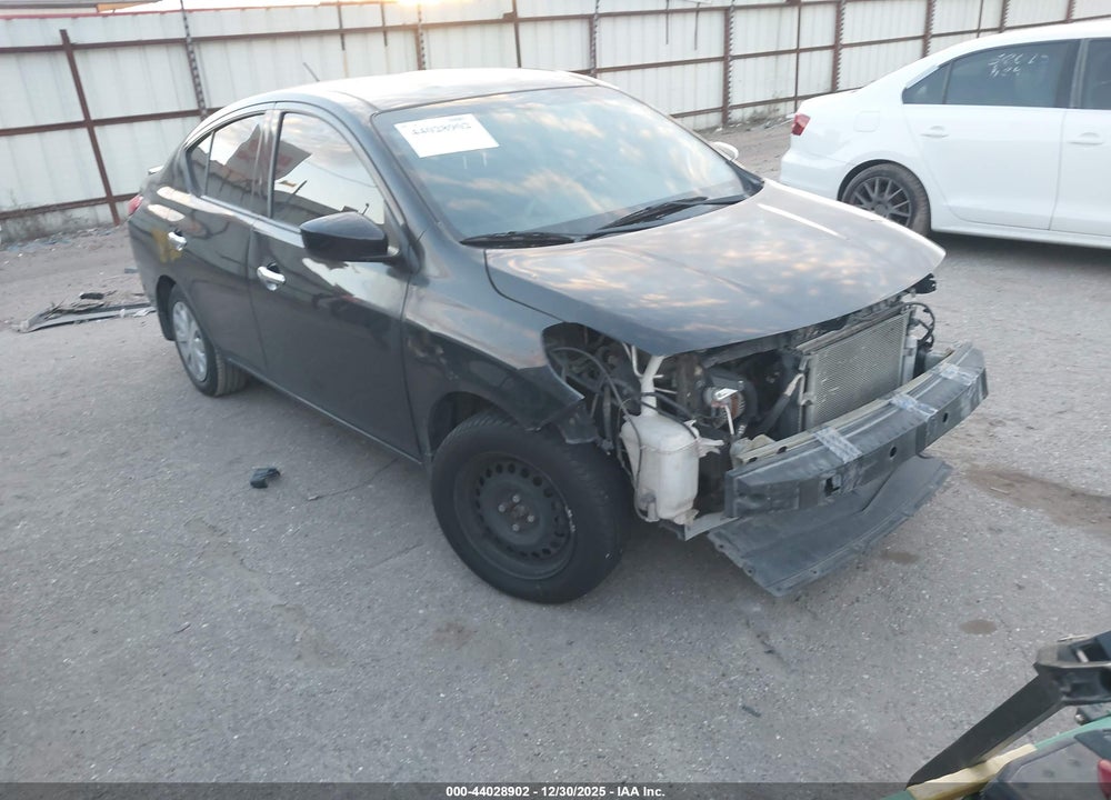 2019 NISSAN VERSA 1.6 SV VIN: 3N1CN7AP8KL813842