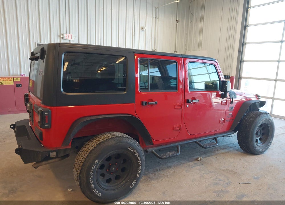 2016 JEEP WRANGLER UNLIMITED SPORT VIN: 1C4BJWDG8GL271820