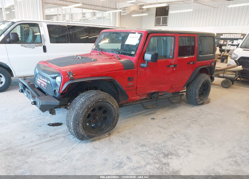 2016 JEEP WRANGLER UNLIMITED SPORT VIN: 1C4BJWDG8GL271820
