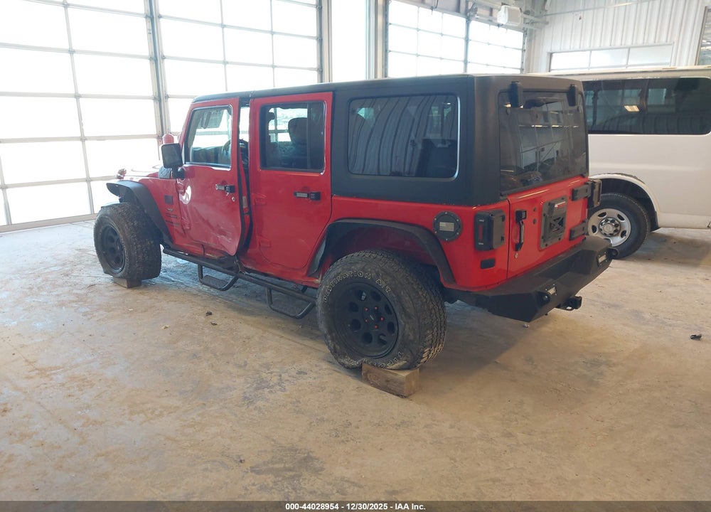 2016 JEEP WRANGLER UNLIMITED SPORT VIN: 1C4BJWDG8GL271820