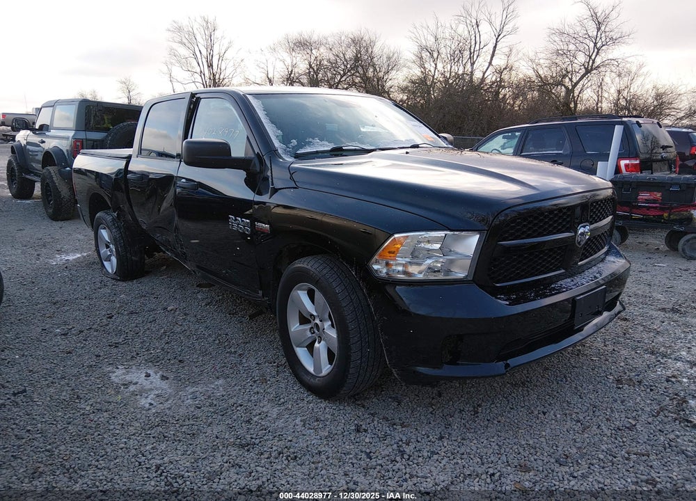 2014 RAM 1500 EXPRESS VIN: 3C6RR7KT1EG324968