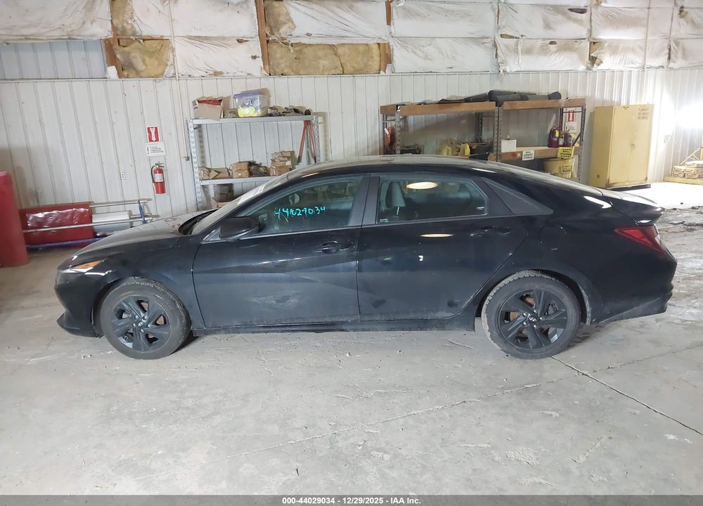 2022 HYUNDAI ELANTRA SEL VIN: KMHLS4AG4NU315292