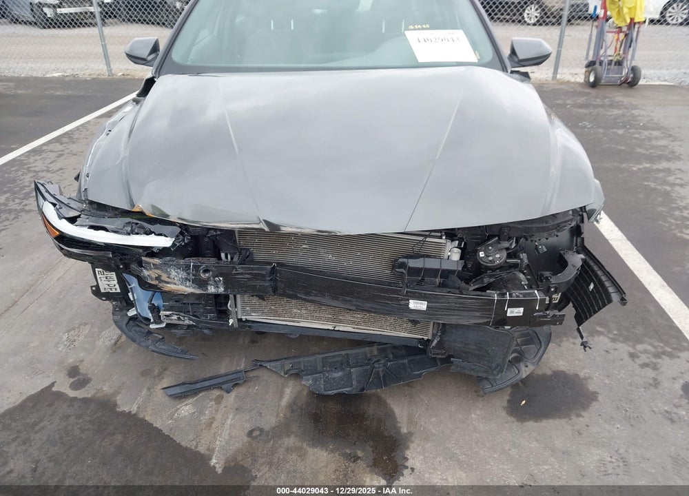 2024 HYUNDAI ELANTRA SE VIN: KMHLL4DG7RU798405