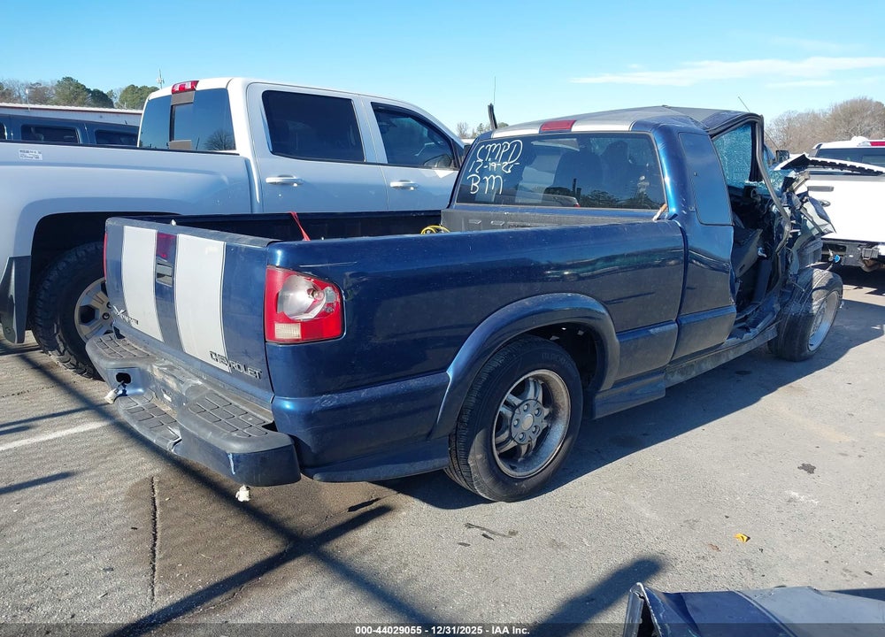 2002 CHEVROLET S-10 LS VIN: 1GCCS19W728173569