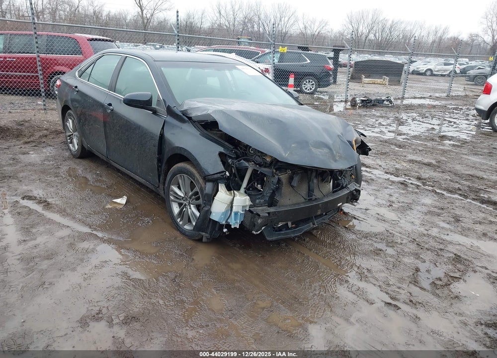 2017 TOYOTA CAMRY SE VIN: 4T1BF1FK5HU444741