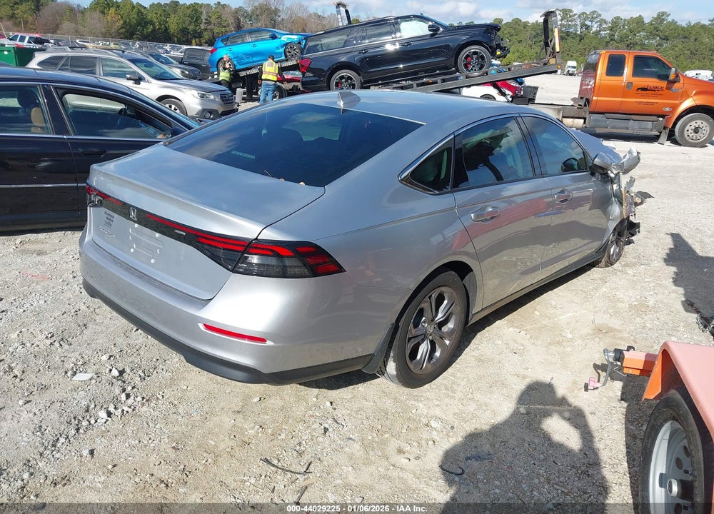 2024 HONDA ACCORD EX VIN: 1HGCY1F34RA040183