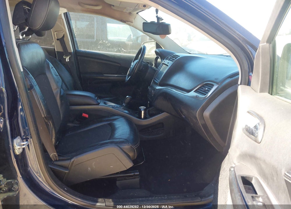 2017 DODGE JOURNEY CROSSROAD PLUS VIN: 3C4PDCGB1HT587528