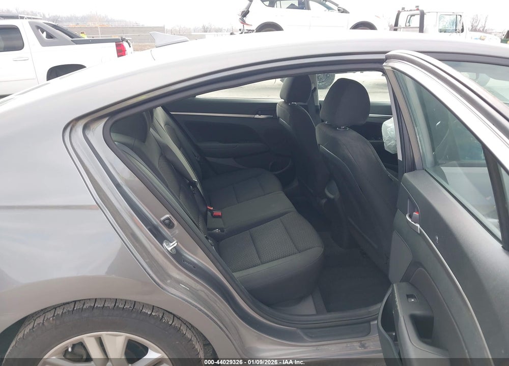 2020 HYUNDAI ELANTRA SEL VIN: 5NPD84LF0LH505772