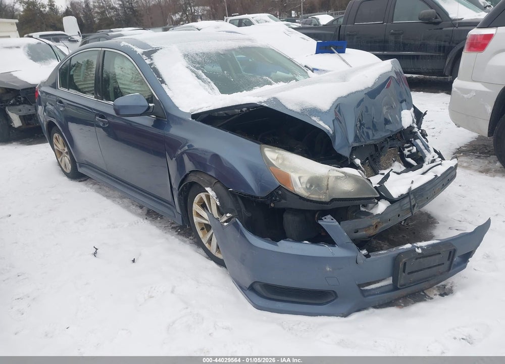 2014 SUBARU LEGACY 2.5I PREMIUM VIN: 4S3BMBC62E3013914
