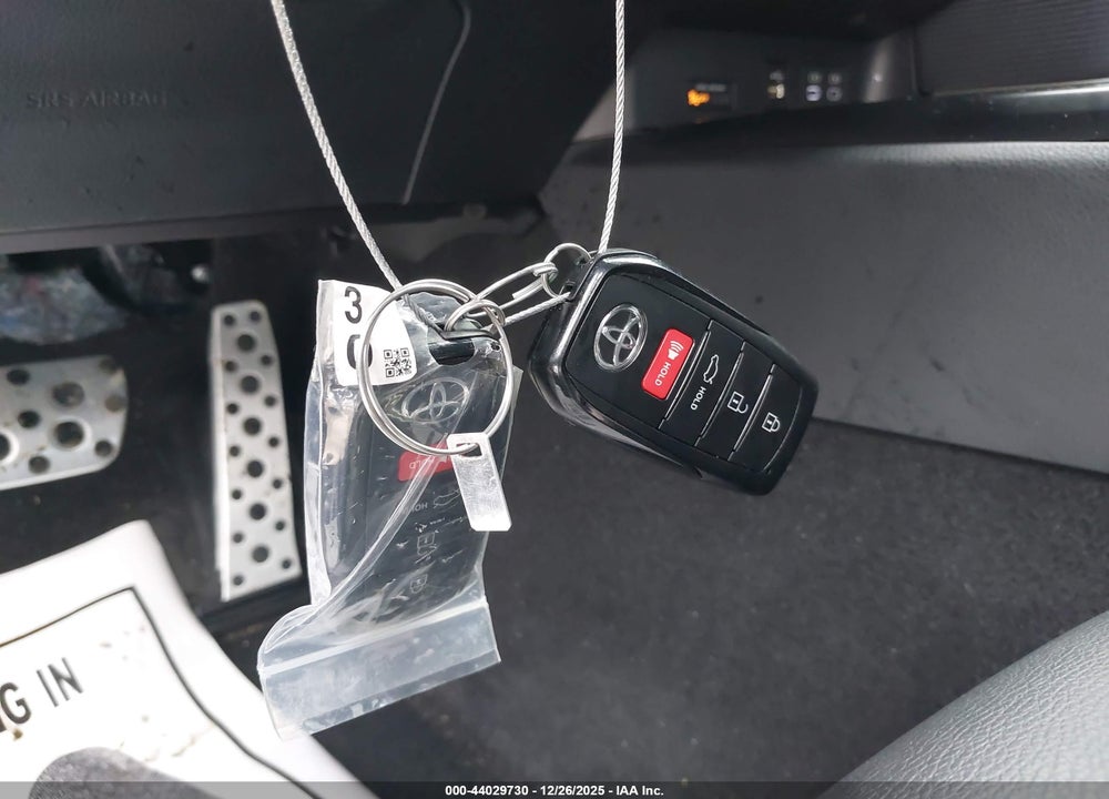 2025 TOYOTA CAMRY SE VIN: 4T1DAACK0SU186048