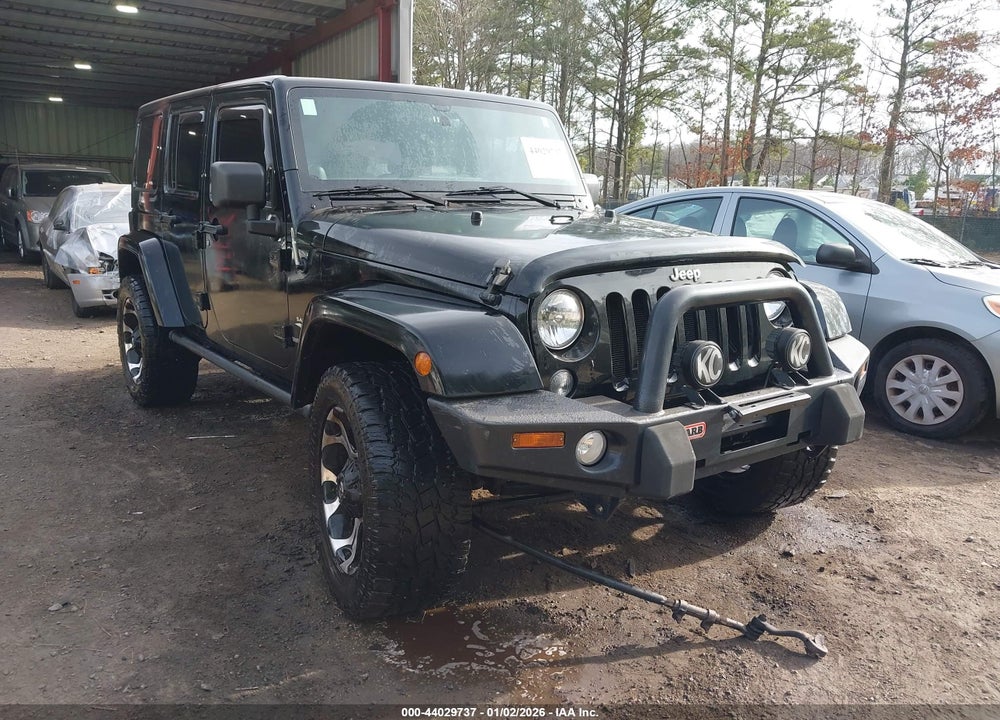 2014 JEEP WRANGLER UNLIMITED SAHARA VIN: 1C4HJWEG5EL214562