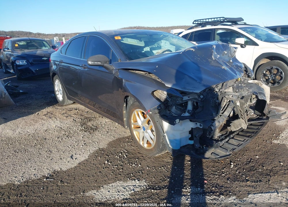 2013 FORD FUSION SE VIN: 3FA6P0HRXDR170631