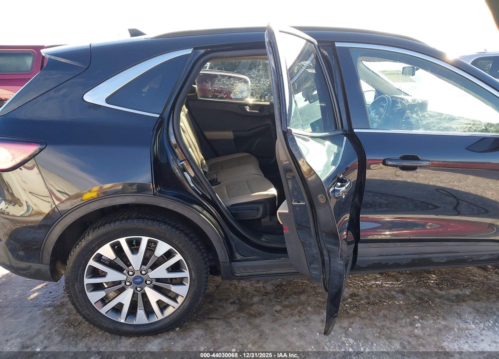 2020 FORD ESCAPE TITANIUM VIN: 1FMCU9J96LUB15889