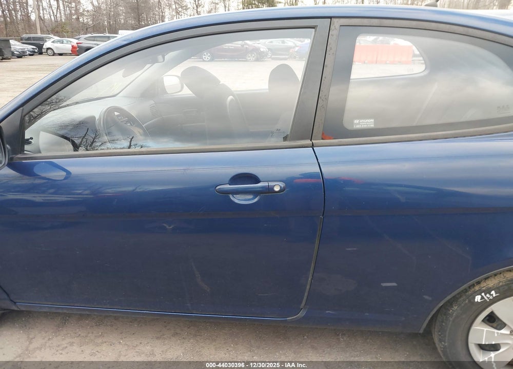 2010 HYUNDAI ACCENT GS VIN: KMHCM3AC7AU180952