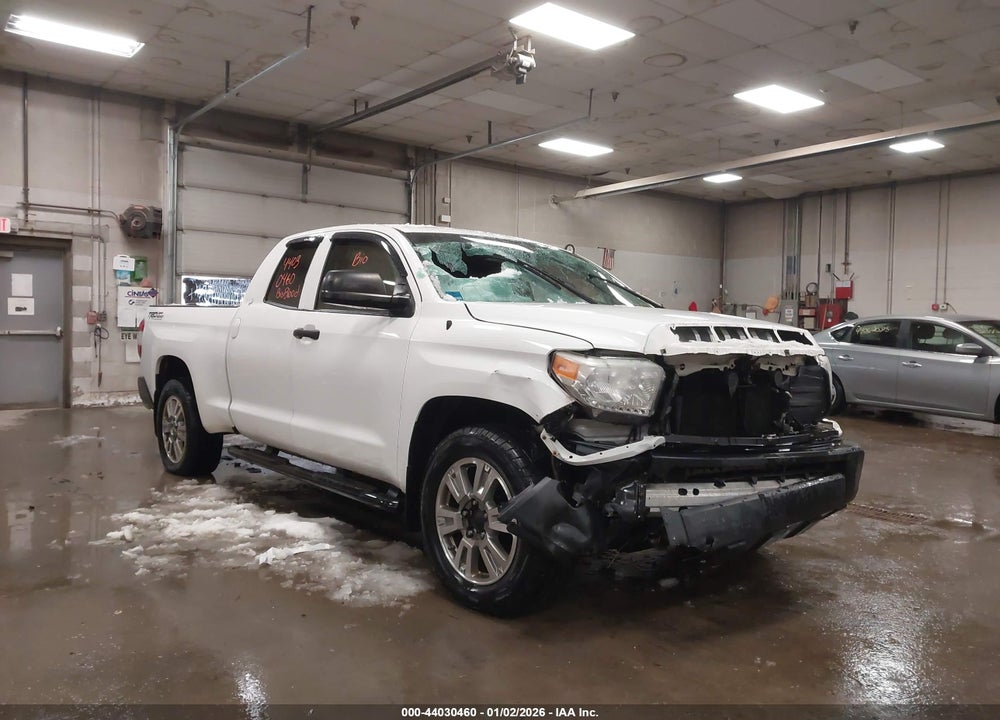 2015 TOYOTA TUNDRA SR 4.6L V8 VIN: 5TFUM5F1XFX061035