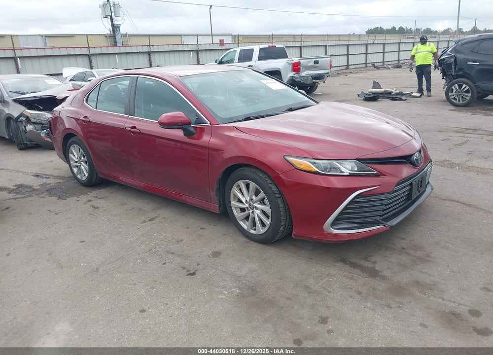 2021 TOYOTA CAMRY LE VIN: 4T1C11AK1MU544310