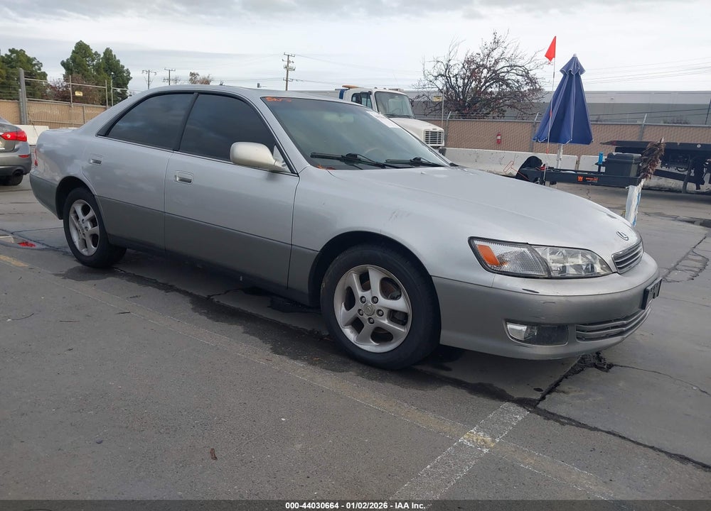 2001 LEXUS ES 300 VIN: JT8BF28G210306914