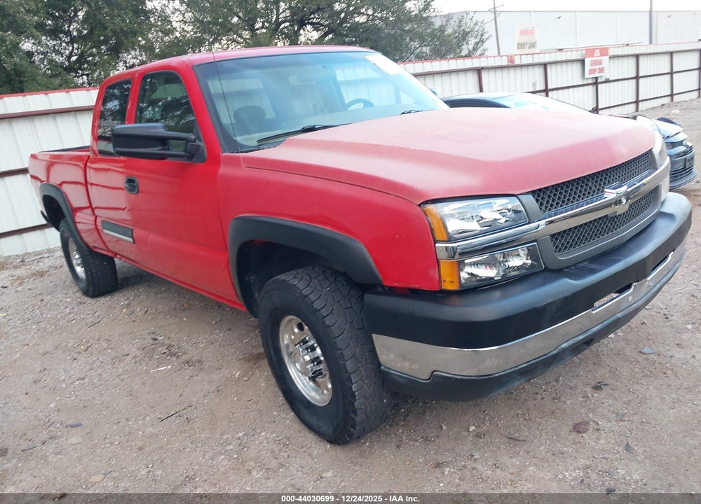 2003 CHEVROLET SILVERADO 2500HD VIN: 1GCHC29U13E267828
