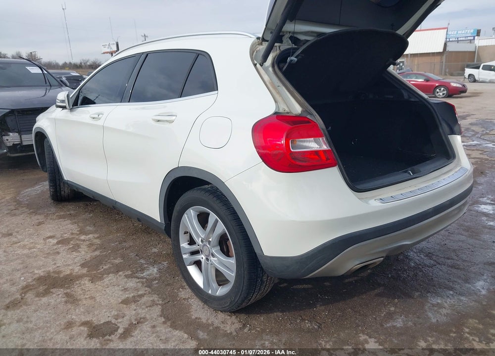 2017 MERCEDES-BENZ GLA 250 4MATIC VIN: WDCTG4GB2HJ336773