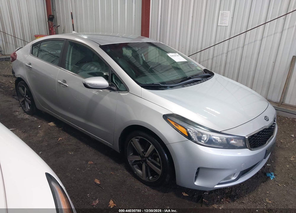 2018 KIA FORTE EX VIN: 3KPFL4A89JE189950