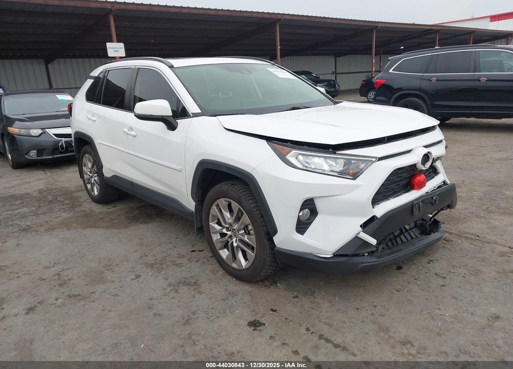 2020 TOYOTA RAV4 XLE PREMIUM VIN: JTMA1RFV5LD059826