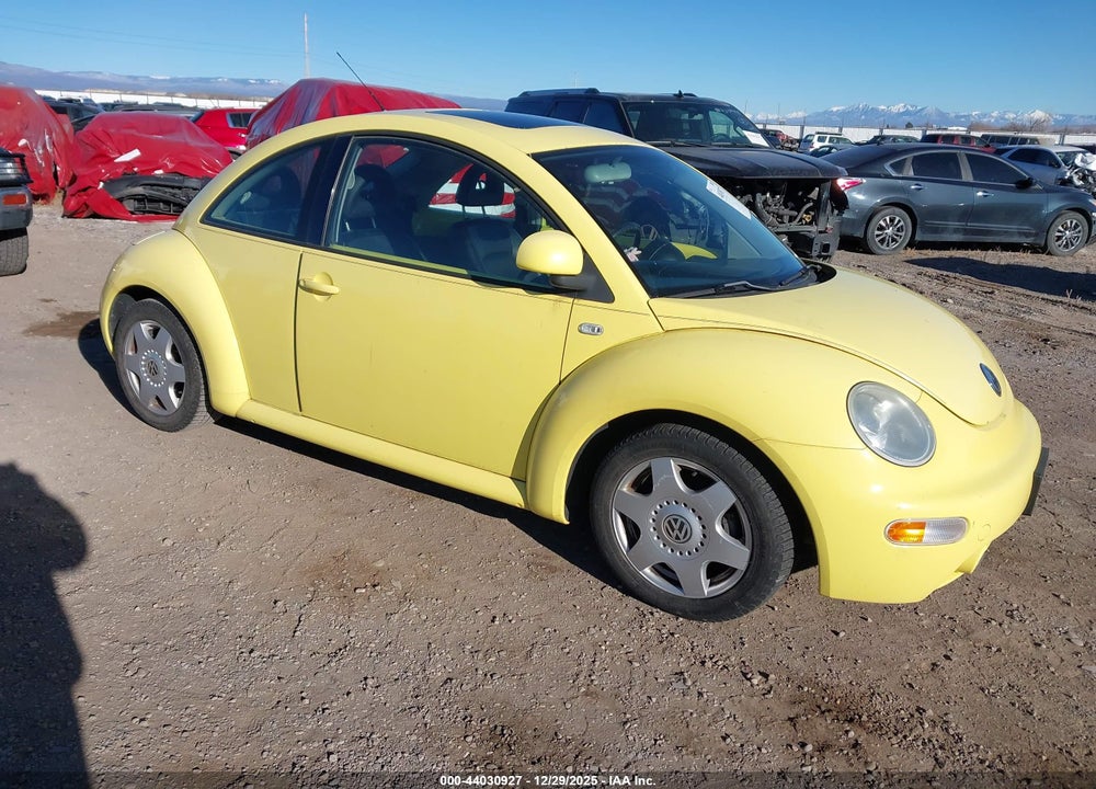 2000 VOLKSWAGEN NEW BEETLE GLX VIN: 3VWDD21C4YM429464