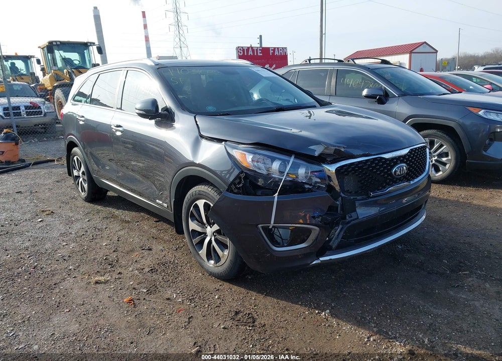 2016 KIA SORENTO 3.3L EX VIN: 5XYPHDA53GG132330