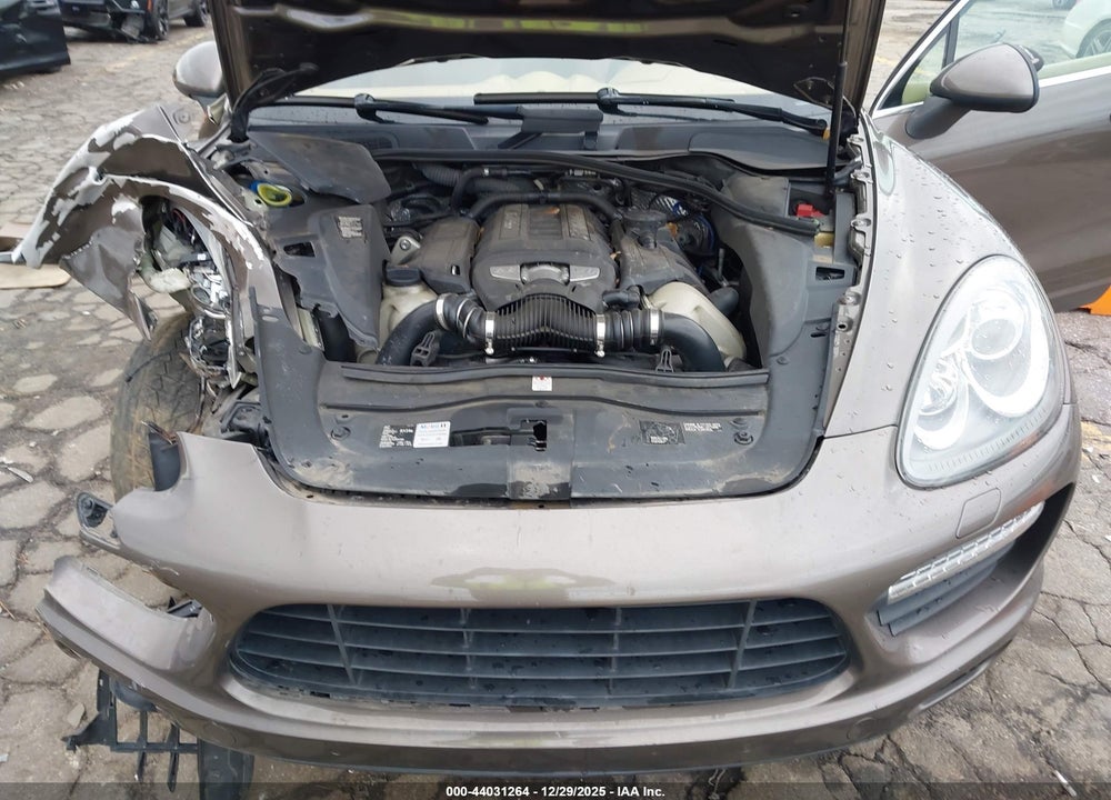 2013 PORSCHE CAYENNE TURBO VIN: WP1AC2A21DLA90690