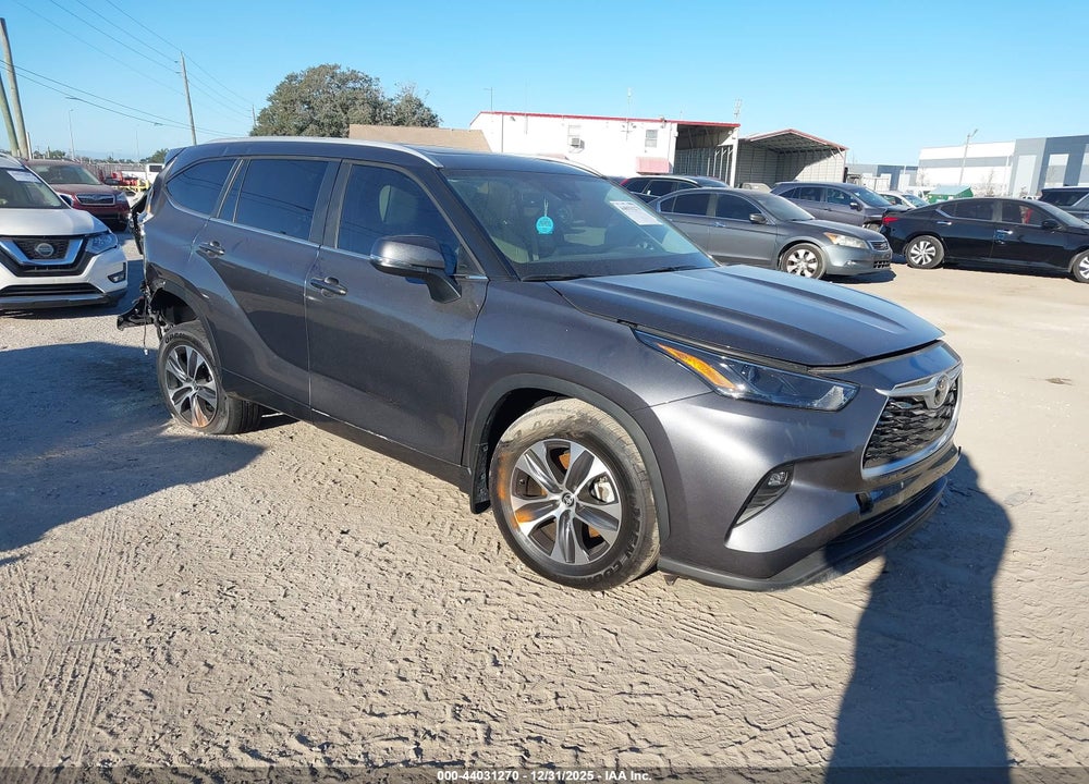 2025 TOYOTA HIGHLANDER HYBRID XLE VIN: 5TDKBRCH3SS669792