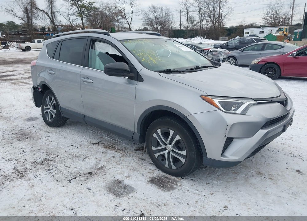 2018 TOYOTA RAV4 LE VIN: 2T3BFREV6JW852236