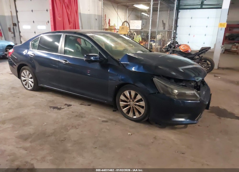 2015 HONDA ACCORD VIN: 1HGCR2F75FA231113
