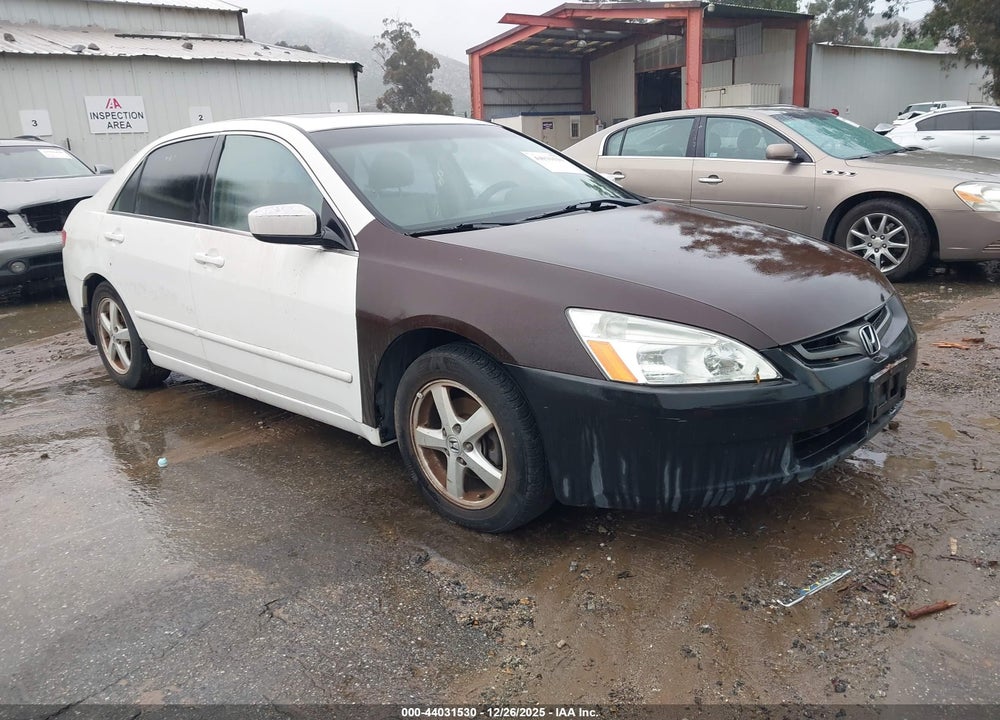 2004 HONDA ACCORD 2.4 EX VIN: JHMCM56614C001932